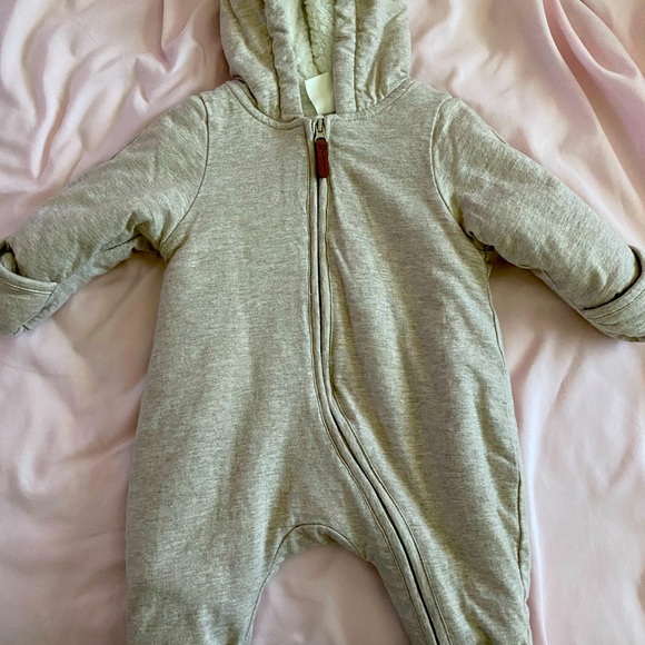 H&M newborn baby clothes - Picture 2 of 7